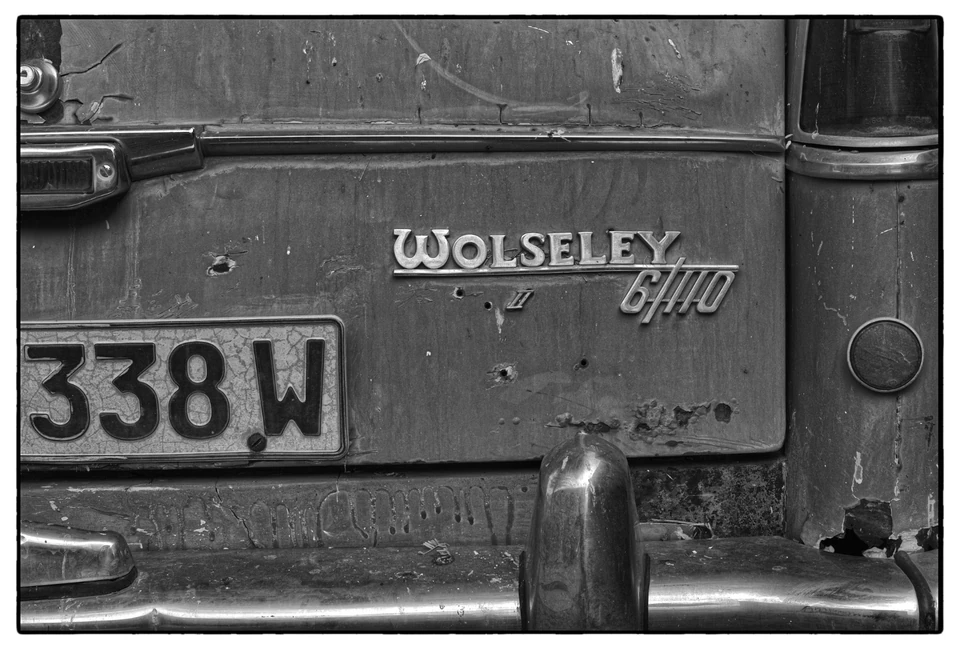 Black & White — photograph 16 of 44