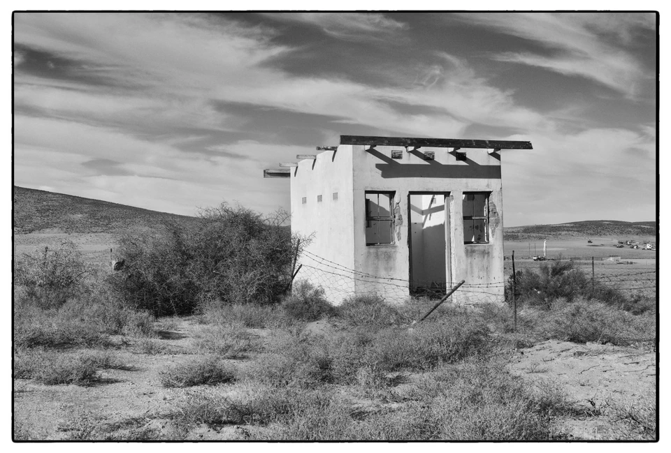 Black & White — photograph 17 of 44