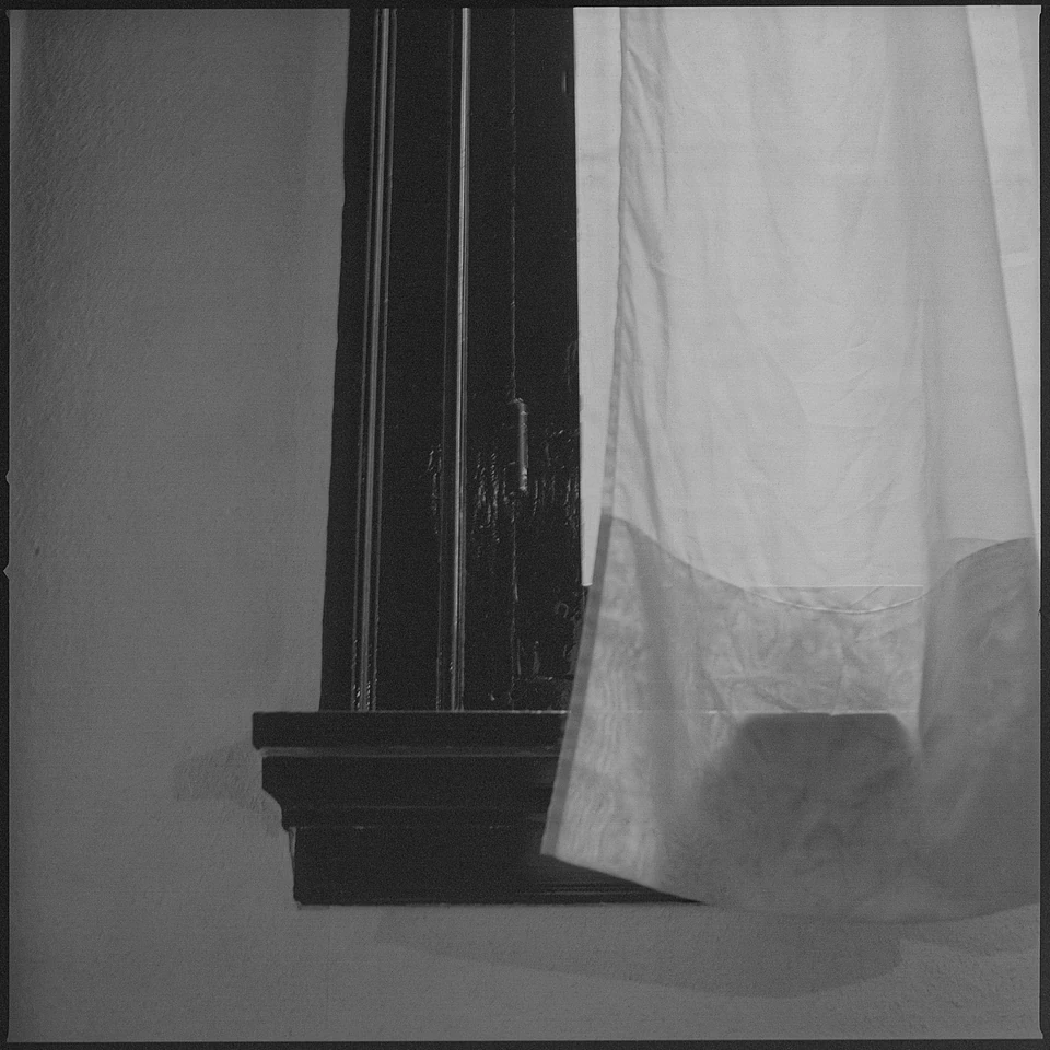 Black & White — photograph 10 of 44